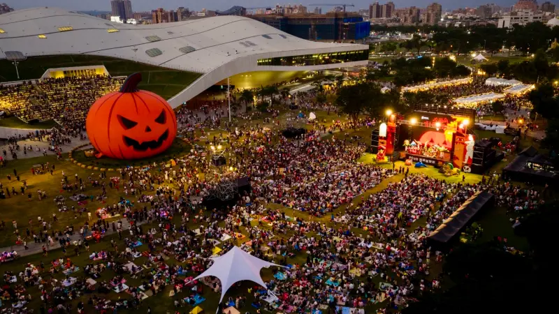 ▲高雄市萬聖節活動人氣爆棚，三天吸引超過60萬人次到場。（圖／高市府教育局提供）