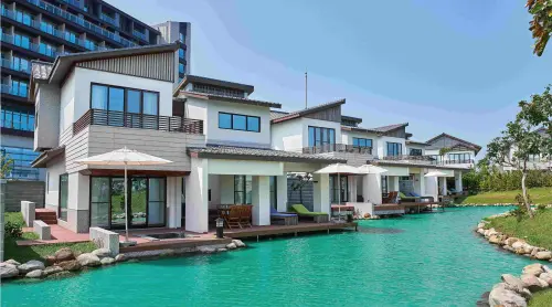 ▲11月30日前持旅展券完成預訂，並於2026年1月31日前入住豪華湖畔Villa，加送「玥房型住宿券」1張。（圖／業者提供）