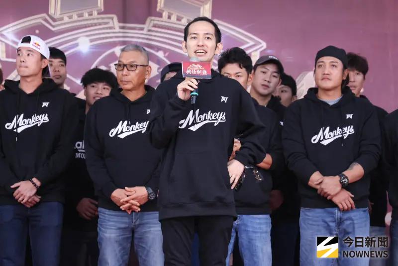 ▲樂天桃猿領隊牧野幸輝日前受訪時強調，球隊將二軍遷回北部非省錢經營，而是投資未來。（圖／記者朱永強攝 ,2025.11.02）