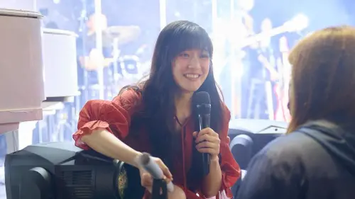 林逸欣生日唱到淚崩！昔日開唱台下只有5人　感謝哥哥從不缺席
