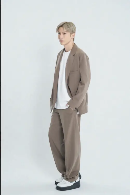 ▲阿本將加入高雄跨年的主持陣容，也是他首度主持跨年晚會。（圖／年代提供）