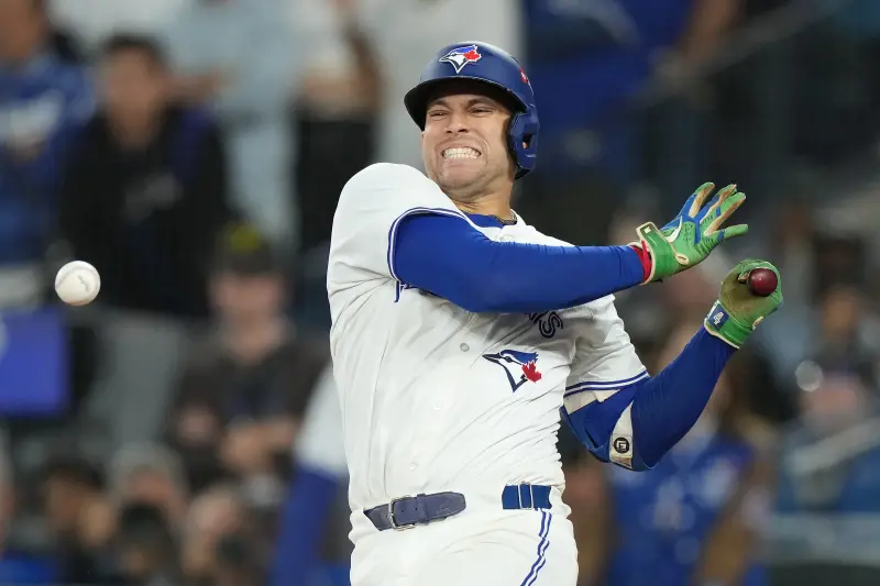 ▲多倫多藍鳥隊在2025年世界大賽上演經典悲劇，距離32年來首座冠軍僅一步之遙，最終卻遭到洛杉磯道奇殘酷逆轉。（圖／美聯社／達志影像）