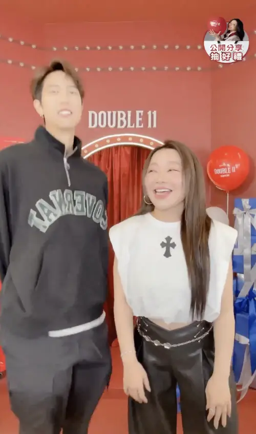 ▲范姜彥豐（左）合體天后闆妹（右）。（圖／天后闆妹 臉書）