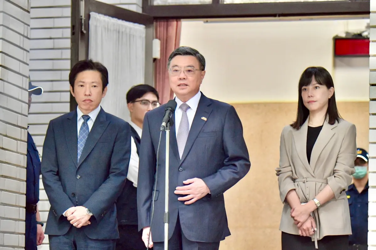 王世堅點名大咖選台北市長 卓榮泰趣回：每4年會「選」一次