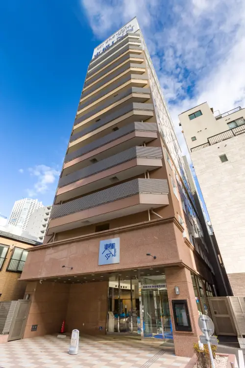 ▲東橫INN「新宿御苑前站3號出口」離新宿御苑前站走路約3分鐘。（圖／翻攝東橫INN官網）