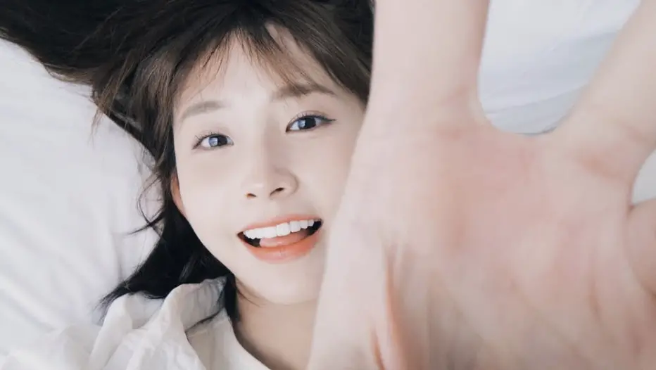 ▲粿粿（如圖）和王子邱勝翊出軌，讓老公范姜彥豐戴綠帽，有網友分析粿粿雖不是長髮、大眼美女，但可愛又沒邊界感的特質，會讓許多男生暈船。（圖／翻攝自IG@meigo.c）