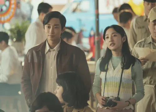 ▲振永（左）與李沐（右）在《那張照片裡的我們》有感情對手戲。（圖／瀚草文創GrX STUDIO提供）