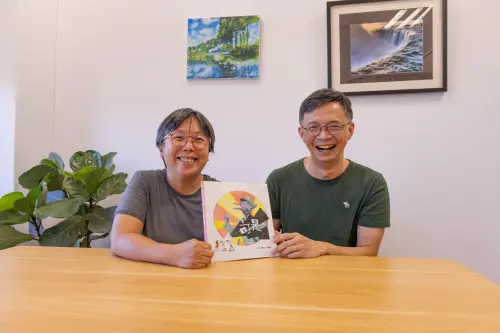 ▲《可是》由法律學者林春元（右起）與環境律師蔡雅瀅聯手創作。（圖／官方提供）