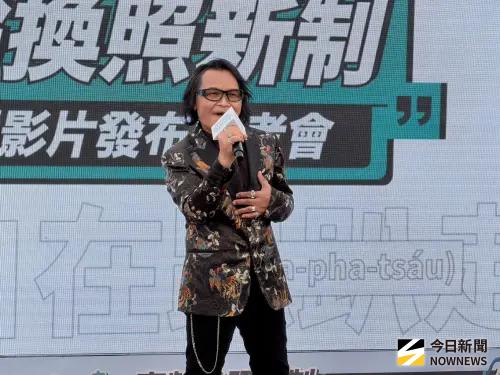 高齡換照新制明年5月上路　沈文程任代言人「開車載他」驚喜現身
