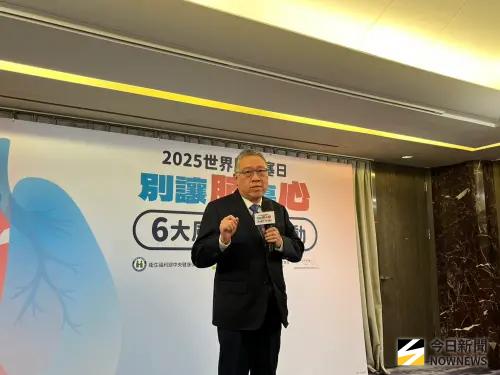 ▲台灣胸腔暨重症加護醫學會理事長陳育民。（圖／記者張乃文攝）