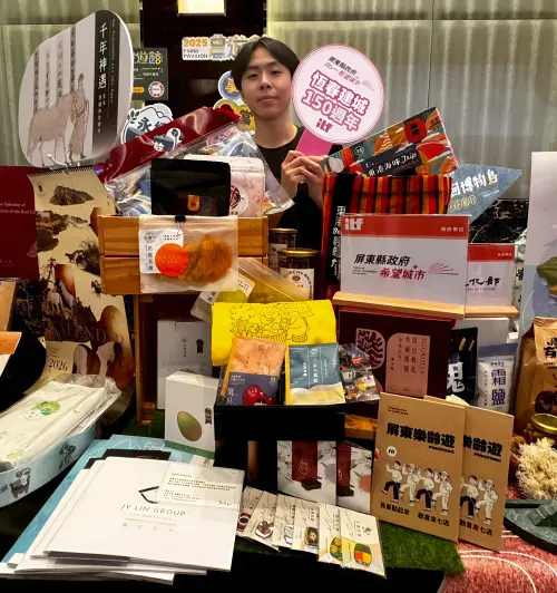 ▲屏東館推出「滿額好禮大摸彩」活動，現場消費滿699元、999元或1,299元即可參加抽獎，獎項豐富。（圖／屏東縣府提供）