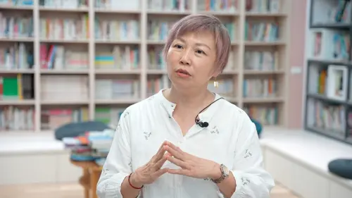 ▲北梅國中校長朱珮芬帶領機器人社團學生參賽，近年打響名號，成為招生亮點。（圖／記者王郁勳攝）