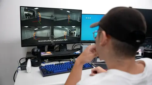 ▲清大資工系教授胡敏君率領團隊設計出AI動作捕捉系統，可追蹤投手或打擊者的姿勢。（圖／記者王郁勳攝）