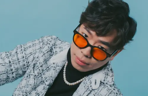 ▲手握粿粿王子親密照！網紅突發不自殺聲明　預告今晚丟出炸裂大瓜（圖／玉米泉哥IG@btc_66666）