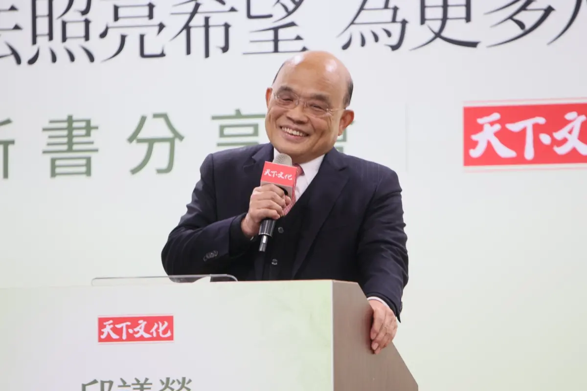 ▲蘇貞昌二度獻聲力挺邱議瑩，資深、口才好、有行政經驗又有爆發力，是接棒市長陳其邁最有利的人選。（圖／邱議瑩辦公室提供）