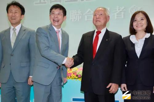 併三商壽股價跌！玉山金董座坦言「外資滿狠」　但增5.5萬新股東
