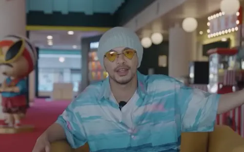 ▲黃明志（如圖）捲入網紅謝侑芯命案，警方透露第一階段調查已結束。（圖／翻攝自YouTube Namewee）