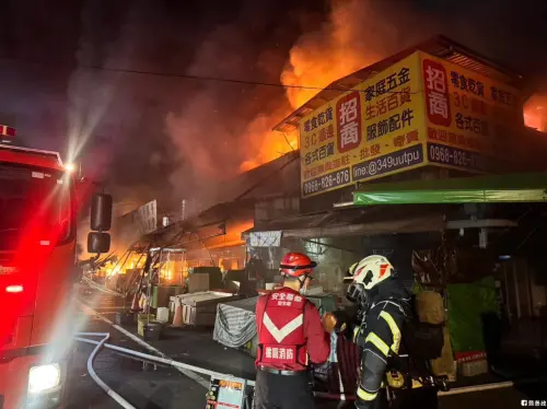 桃園南門市場大火！張善政曝慘重災情：燒毀三分之二
