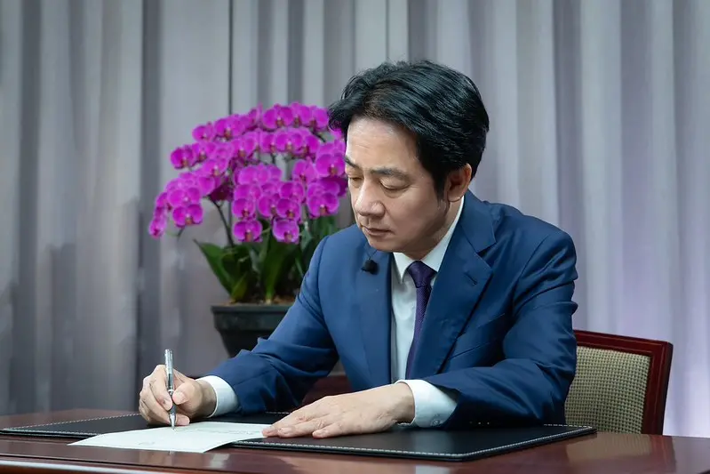 賴清德為何點名韓國瑜聲援沈伯洋？他曝2目的：讓國民黨太陽變多