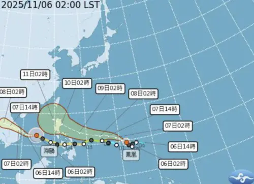 強颱鳳凰週末來襲！日本和菲律賓關注報告曝　恐貫穿全台灣
