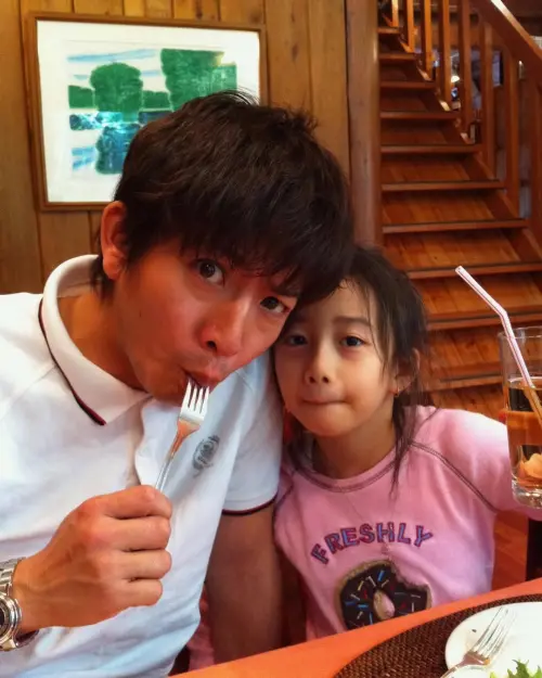 ▲▼木村心美Cocomi曾說，未來男友要長得跟爸爸木村拓哉一樣帥。（圖／IG@cocomi_553_official）