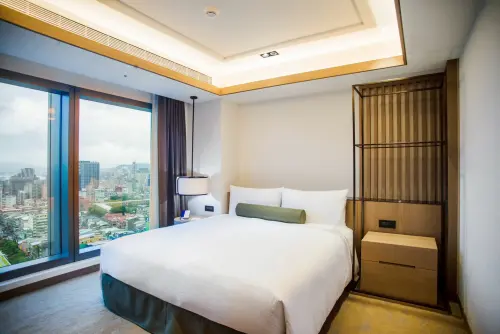 ▲離新北耶誕城車程約10分鐘的台北凱達大飯店推出新優惠，「普發一萬」可入住豪華套房享買一送一、家庭房買一送二。（圖／台北凱達大飯店提供）