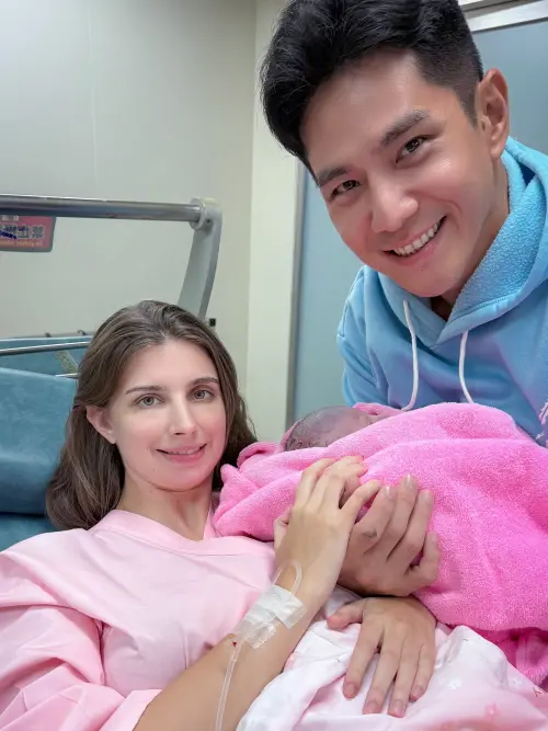 ▲佳娜平安生了！和祖雄喜迎第2胎（圖／Hero Tai 祖雄臉書）