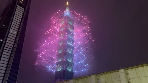 ▲「旭集 和食集錦」信義店跨年晚餐二時段，可至戶外露臺欣賞101煙火。（圖/饗賓集團提供）