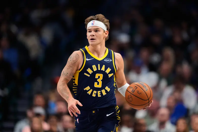 ▲三屆NBA灌籃大賽冠軍麥克朗（Mac McClung）在簽下生涯首份正式NBA合約後，僅僅10天就被印第安納溜馬隊裁掉，再次面臨失業窘境。儘管有華麗灌籃天賦，他仍難以在NBA站穩腳跟。（圖／美聯社／達志影像）