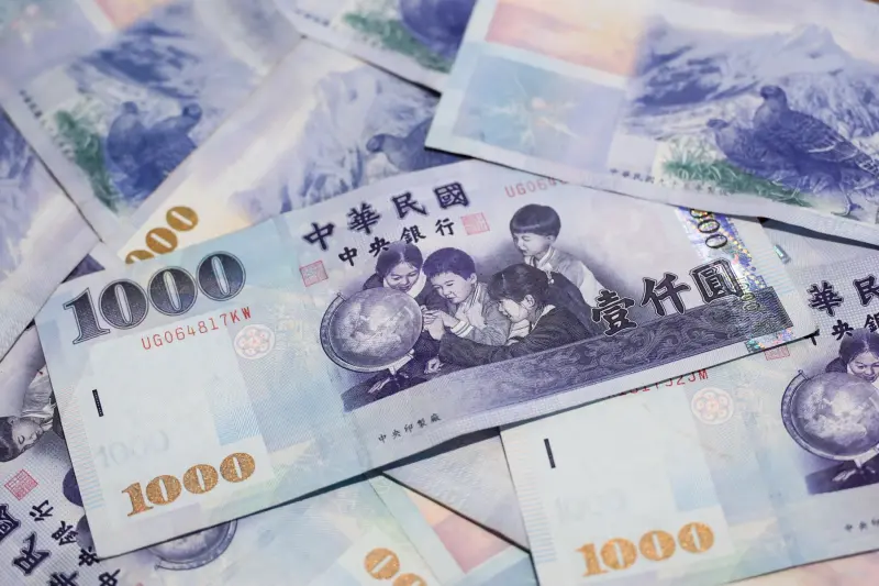 ▲中央銀行「臺灣之美」系列鈔券面額主題，即日起開放網路票選。央行表示，首張新版鈔券於主題擇定後最快在兩年半發行。（圖／記者陳明安攝）