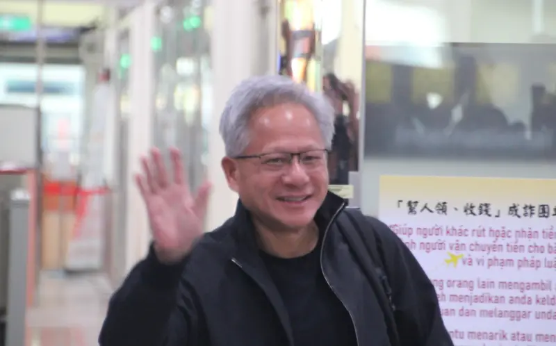 黃仁勳明同台張忠謀！首通電話就投緣　輝達卻曾因台積電差點破產