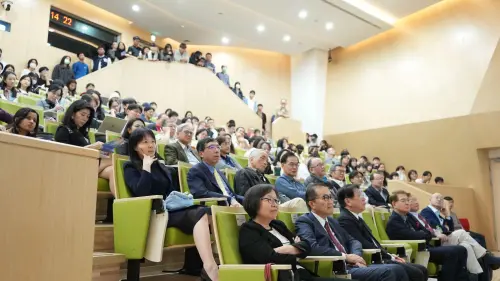 ▲諾貝爾得主Rothman演講，陽交大師生擠爆會場。（圖／畢翔攝）