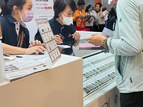 ▲到老爺酒店集團旅展現場消費，可以有刮刮樂活動。（圖／記者葉盛耀攝）