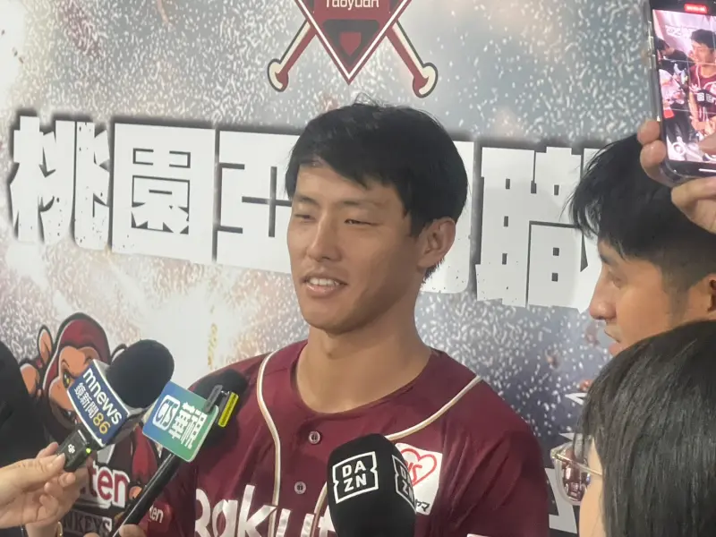 ▲樂天金鷲當家外野手辰己涼介隨隊來台，賽前受訪時，透露原本來台灣目的就是兌現承諾，站上投手丘，但再度被教練團拒絕。（圖／記者林子翔攝 ,2025.11.7）