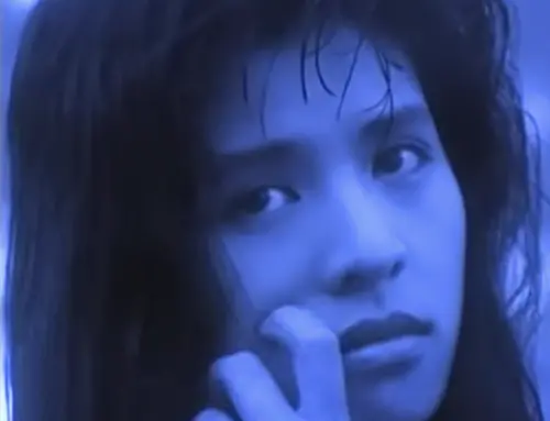 ▲林葉亭因〈妳在他鄉〉MV搶眼的演出，為自己迎來在演藝圈出道的機會。（圖／摘自滾石唱片 ROCK RECORDS YT）