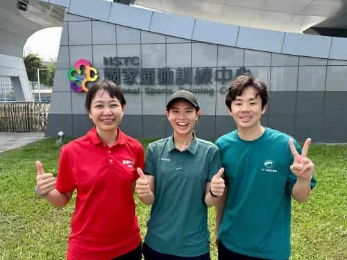 戴資穎高掛球拍！總統賴清德送上感謝：你讓世界看見台灣的力量
