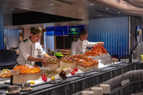 ▲漢來美食集結旗下島語、漢來海港、名人坊等品牌，利用數位會員機制，推出吃美食抽萬元美食金活動。（圖／漢來美食提供）