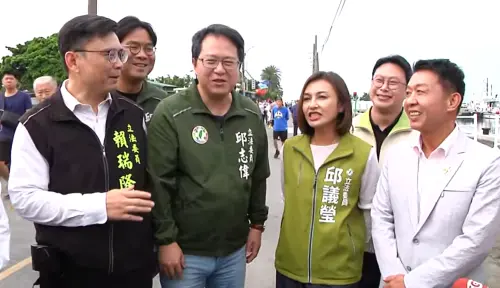 影／高雄初選白熱化！3選將互動熱絡　邱志偉笑：和你們保持等距
