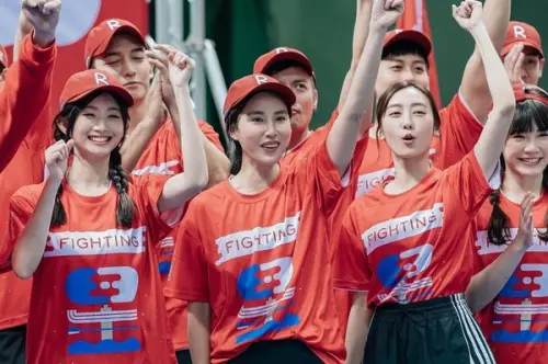 ▲房思瑜（中）在《全明星2》中表現亮眼圈粉無數。（圖／翻攝自IG／房思瑜）