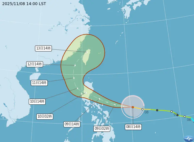 ▲鳳凰颱風將於下週一北轉後接近台灣西南部，走勢與去年重創高雄的山陀兒相似。（圖／中央氣象署cwa.gov.tw）