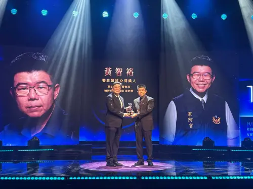 暴力零容忍　雄警黃智裕榮獲衛福部警政領域紫絲帶獎
