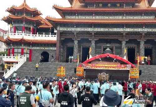 ▲高雄市覆鼎金保安宮舉辦三民區鼎金7里遶境祈福活動，期促進地方和諧保平安。(圖／記者黃守作攝，2025.11.08) 