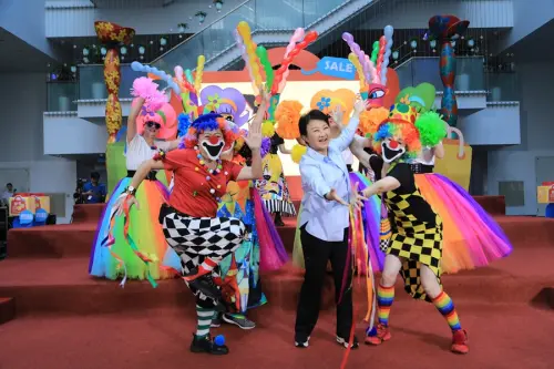 台中購物節登上國際舞台　勇奪TITAN創新白金獎
