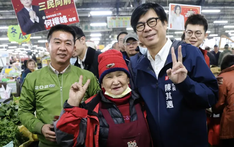 ▲陳其邁讚「別把許智傑當塑膠」，許智傑感謝其肯定，「他知道我是鋼鐵做的」。（圖／翻攝自許智傑臉書）