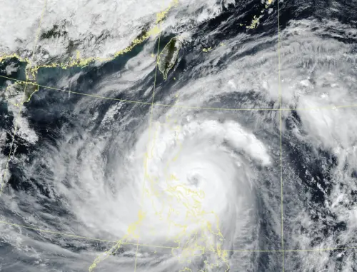 鳳凰颱風登陸不是重點！吳德榮示警「2危機」：宜花東壓力非常大
