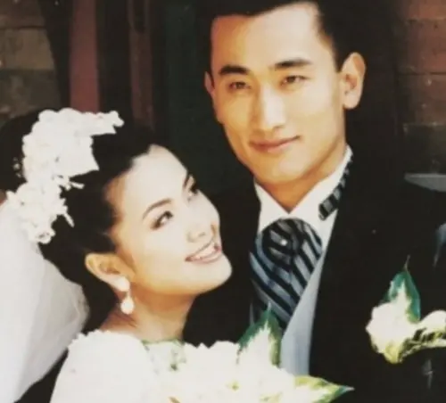 ▲車仁表是一代韓劇韓神，他26歲的兒子即將和青梅竹馬的女孩結婚。（圖／車仁表IG@cha_inpyo）