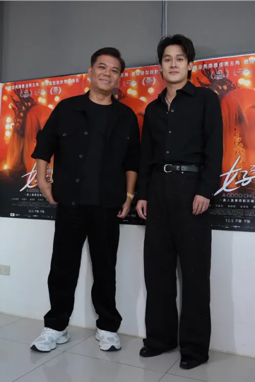 ▲《好孩子》導演王國燊（左）相中許瑞奇（右）演變裝皇后，讓他的戲路大突破。（圖／記者嚴俊強攝）