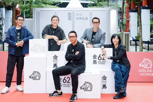 ▲《深度安靜》攝影陳大璞（左起）、監製瞿友寧、導演沈可尚、男主角張孝全、美術蔡珮玲，在金馬影展活動上再次會合。（圖／金馬執委會提供）