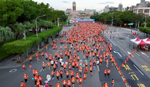 南山人壽城市創意路跑 肯亞選手包辦男女組冠軍
