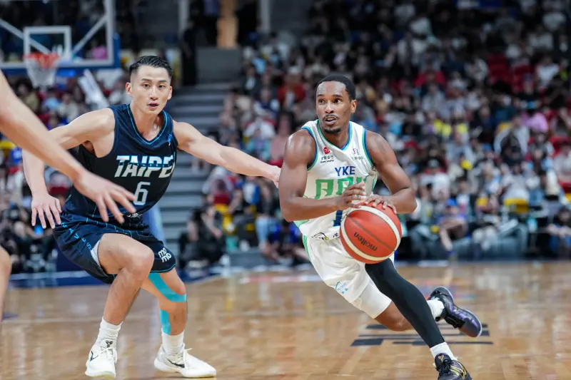 ▲173公分的洋將傑克森攻下洋基全隊最高的18分、外帶7籃板、5助攻。（圖／PLG提供）